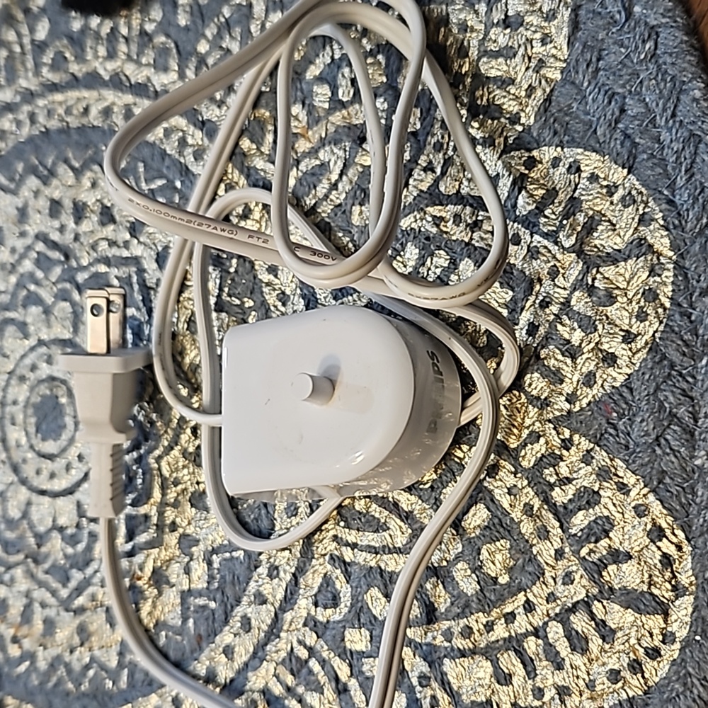 Philips electric toothbrush charging port